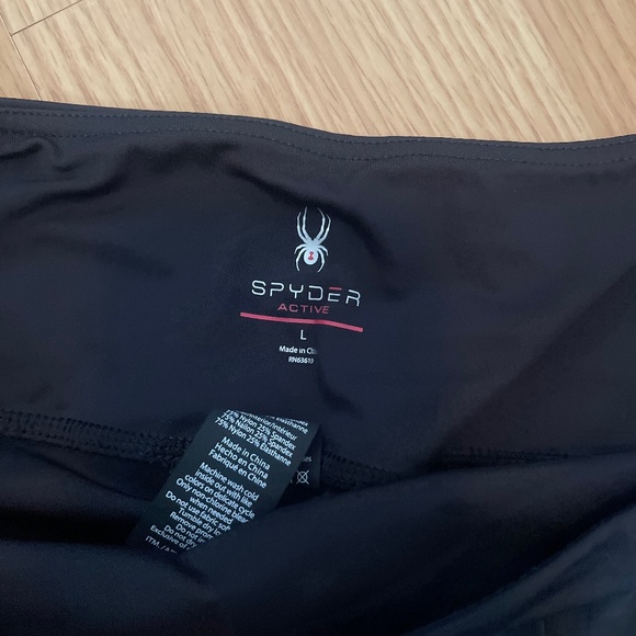 Women’s Spyder Black Woven Athletic Shorts with Pockets Size Large - Picture 6 of 8